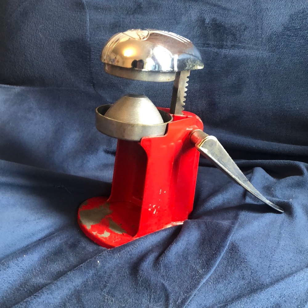 Vintage Juice O mat juicer